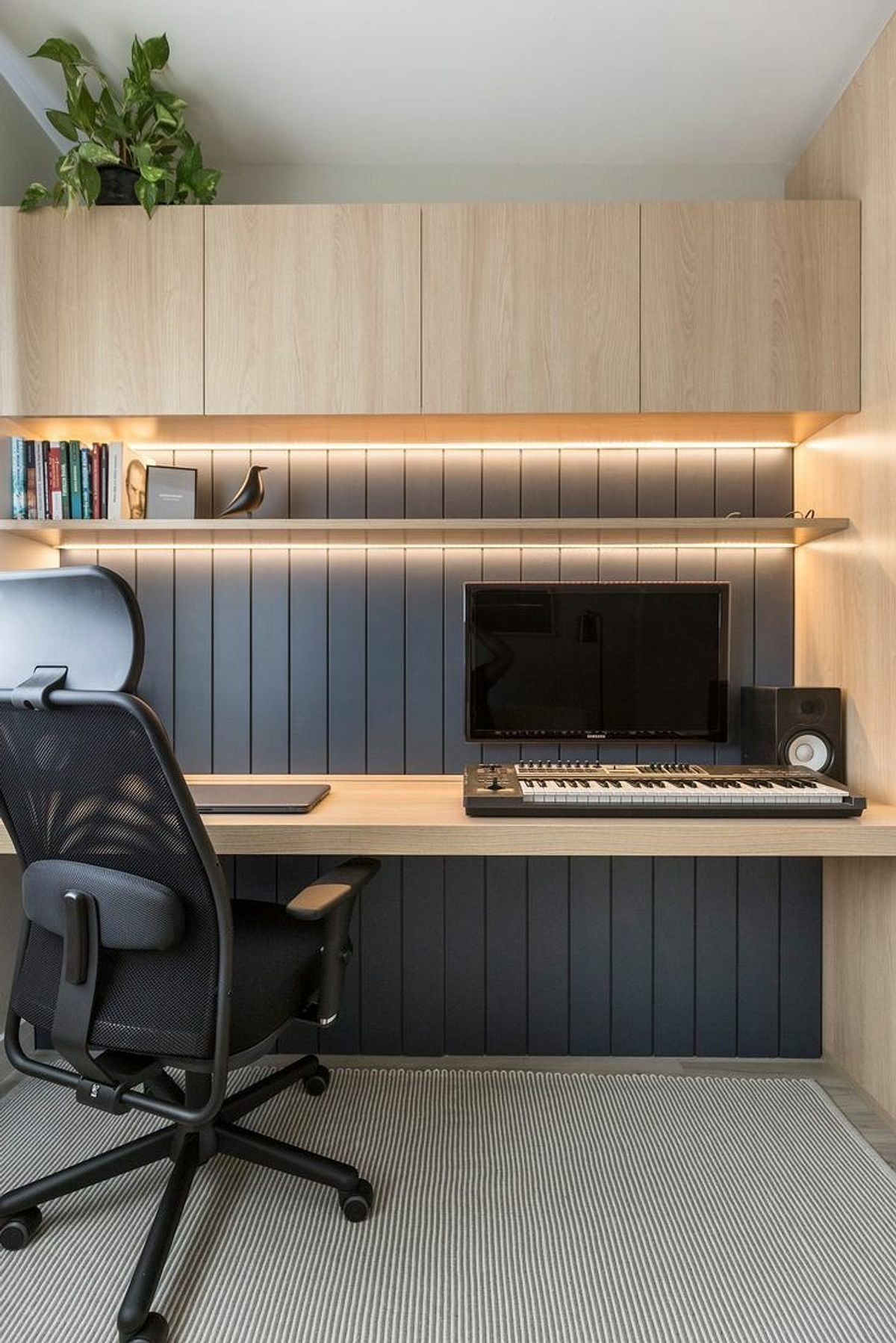 Home Office & Music Studio