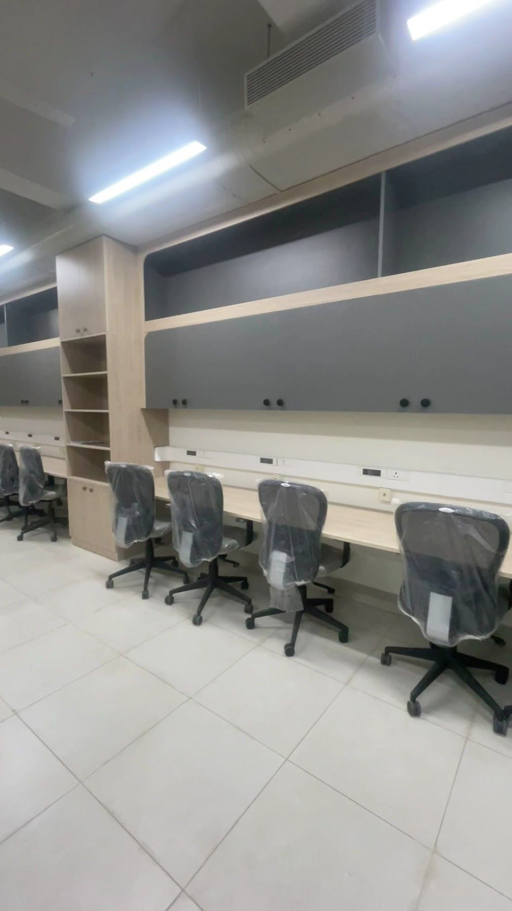 Open Plan Co-working Desks